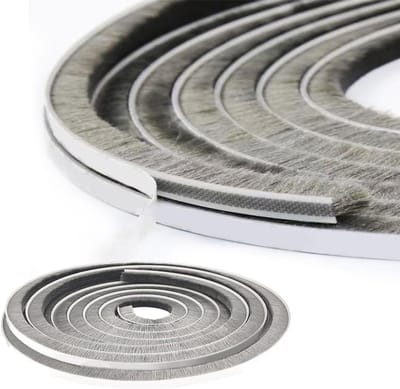 Zelfklevende Borstelafdichting 5M, 9mm Breed x 23mm Hoog, Afdichtstrip voor Glijdende Deuren, Geluidsisolatie, Tochtstrip voor Deuren en Ramen