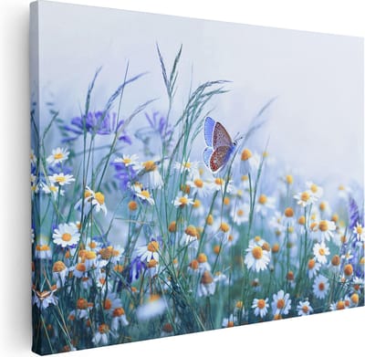 Artaza Canvas Schilderij Bloemenweide - 40x30 cm - Klein - Wanddecoratie Vlinder - Muurdecoratie Madeliefjes - Kamer Accessoires Woonkamer