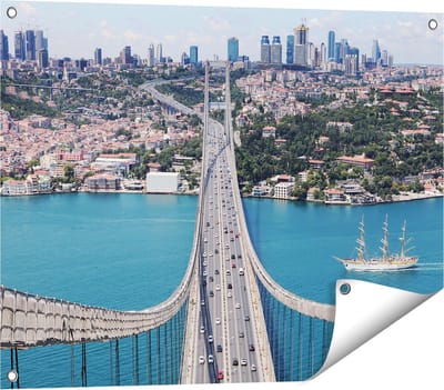 Gards Tuinposter Istanbul Bosporus Brug vanaf Boven - 80x60 cm - Tuindoek - Tuindecoratie - Wanddecoratie buiten - Tuinschilderij