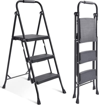Trapladder met 3 verbrede treden, lichtgewicht krukje met antislipvoeten, maximale belasting 150 kg, hoge stabiliteit zwart.