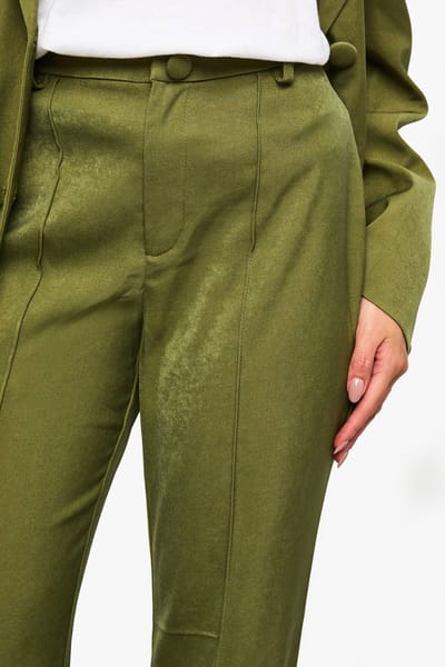boohoo Dames Op maat gemaakte slim fit flared broeken | Olijf | Maat: 36