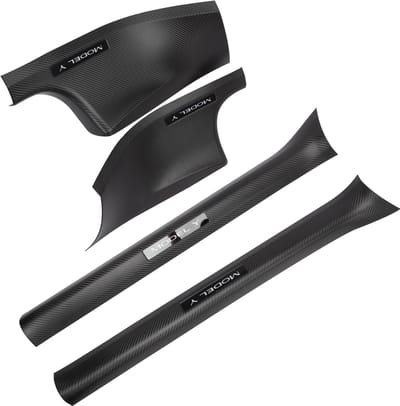 Dailygoods- Deursill Set - PU Gecoat Carbon - Antislip - Antikras - Voor Tesla Model Y 2021-2023 - 4 Stuks - Hoge Kwaliteit - Deurschraper