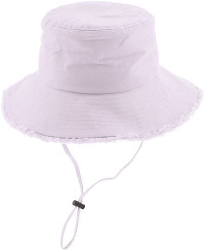 Bob en coton uni avec jugulaire et ourlet effiloché bénéficiant d'une protection UPF élevée proche de 50.
