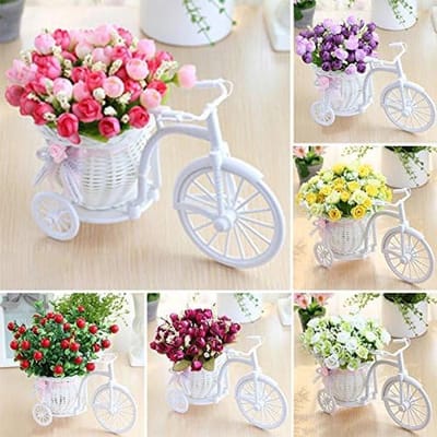 Fiets Kunstbloem Standaard - Bloemenmand Fiets - Huis Decoratie - Rotan Driewieler Vorm - 24 x 16 x 11 cm
