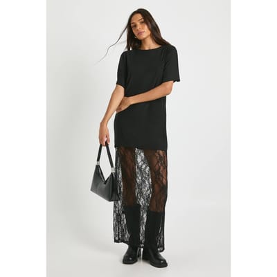 boohoo Dames Lange midaxi T-shirt jurk met kantdetail | Zwart | Maat: 38