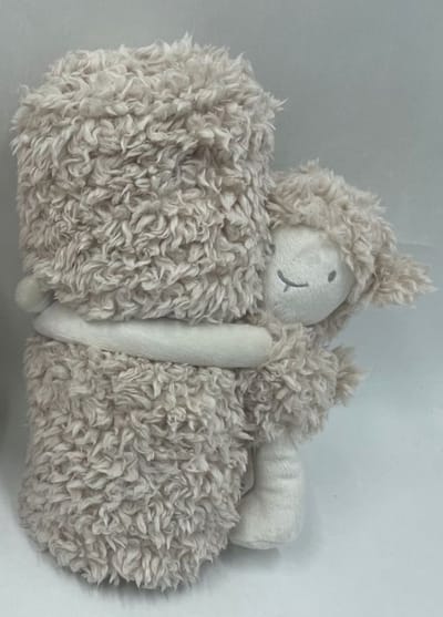 Knuffelzacht babydekentje - deken baby en peuter 100 x75 cm – Kraamcadeau - Zacht dekentje met knuffelschaap – Teddy deken - Baby geschenkset - Beige