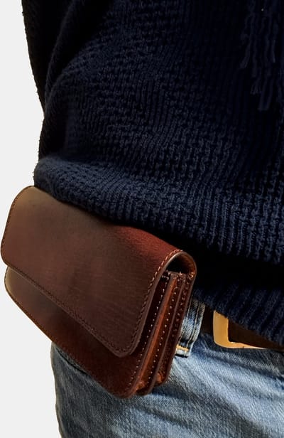 Telefoon tasje voor aan de riem dubbel vaks brandy (brown)