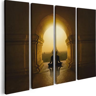 Artaza Canvas Schilderij Vierluik Man Doet Yoga In Een Boeddha Tempel - 80x60 - Foto Op Canvas - Canvas Print