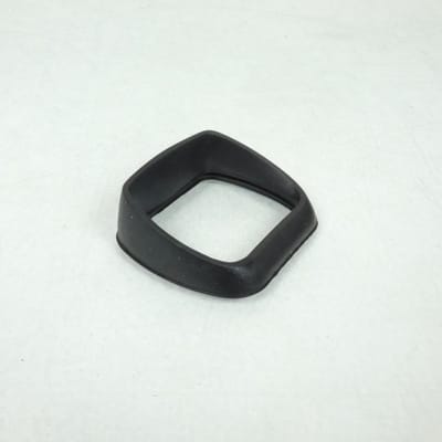 Entourage de compteur origine pour Mobylette Peugeot 50 103 1995 à 1998 061929 Neuf