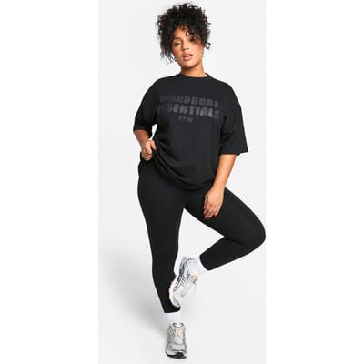 boohoo Dames Plus Wardrobe Essentials Bubble T-Shirt en Legging Set | Zwart | Maat: 44