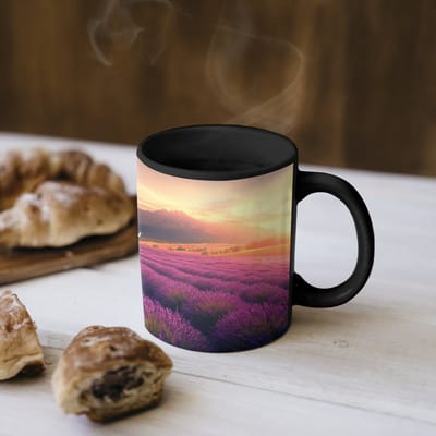 Magische Mok - Foto op Warmte Mokken - Koffiemok - Lavendelveld - Quote - Zonsondergang - Magic Mok - Beker - 350 ML - Theemok - Mok met Tekst