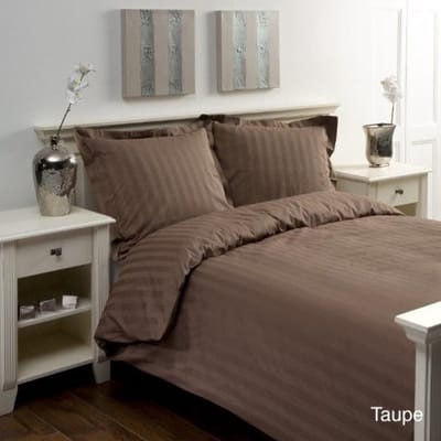 Papillon Uni Satijn Streep - dekbedovertrek - eenpersoons - 140 x 200/220 - Zand