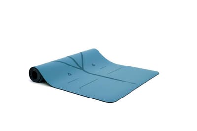 Liforme Gratitude Yogamat - Licht Blauw - 68 x 185 x 0,42 cm | Uitstekende Grip & Schokdemping | Zeer sterke en uiterst stabiele ondergrond voor alle yoga oefeningen | AlignForMe Systeem