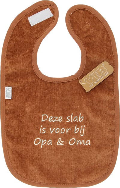 VIB® - Slabbetje luxe velours - 'Deze slab is voor bij Opa & Oma' bruin - Babykleertjes - Slabbetjes - zwangerschap aankondiging - baby aankondiging