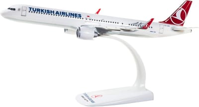 Airbus A321neo Modelvliegtuig Schaal 1:200 met Standaard