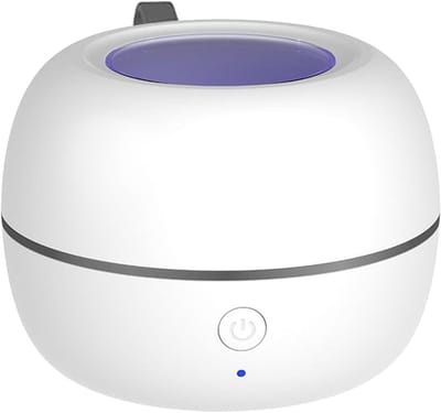 Fopspeen Reinigingsdoos - UV Wasapparaat - Hygiënisch Reinigen - Compact UV Licht - 11 x 11 x 8.3 cm - Wit