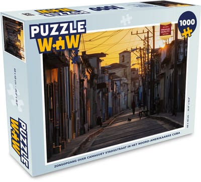 Puzzel Zonsopgang over Camaguey stadsstraat in het Noord-Amerikaanse Cuba - Legpuzzel - Puzzel 1000 stukjes volwassenen