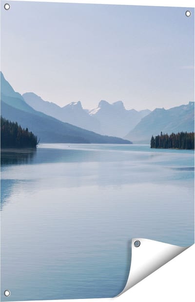 Gards Tuinposter Meer bij de Bergen in Alberta, Canada - 60x80 cm - Tuindoek - Tuindecoratie - Wanddecoratie buiten - Tuinschilderij