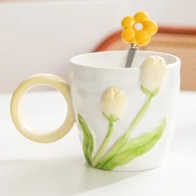 Tulp Bloem Keramische Mok Driedimensionaal Ontwerp Creatief Reliëf Meisje Hart Ins Stijl Koffiekopje Verjaardag Valentijnsdag Cadeau 401-500ml beige