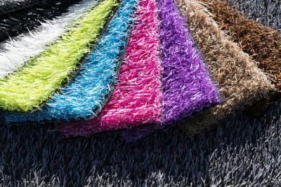 Paars Kunstgras 4 x 12 meter - 25mm ✅ Nederlandse Productie - Uitgeroepen zachtste Grastapijt ✅ Waterdoorlatend | Tuin | Kind | Dier