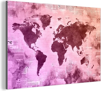 Aluminium schilderij 120x80 cm - Wanddecoratie metaal - Wereldkaart - Paars - Krant - Metalen muurdecoratie woonkamer - Decoratie industrieel - Foto op dibond - Industriële accessoires slaapkamer