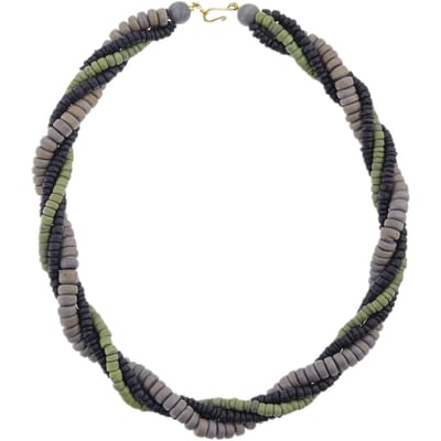 Behave – Gedraaide kokos ketting – 55 cm – Olivengroen en taupe tinten