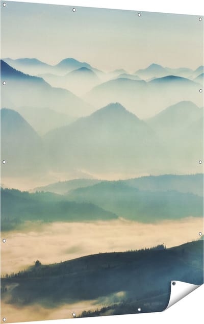 Gards Tuinposter Heuvel Landschap tijdens de Mist - 120x160 cm - Tuindoek - Tuindecoratie - Wanddecoratie buiten - Tuinschilderij