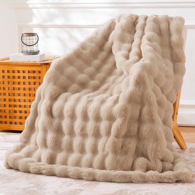 KZQ Banksprei van imitatiebont - Comfortabel, zacht, pluizig en dik, een luxe pluche bubbeldeken, perfect voor de decoratie van de woonkamer - Moederdag-/verjaardagscadeau, beige, 130 x 160 cm