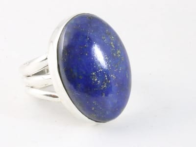 Grote ovale zilveren ring met lapis lazuli - maat 18