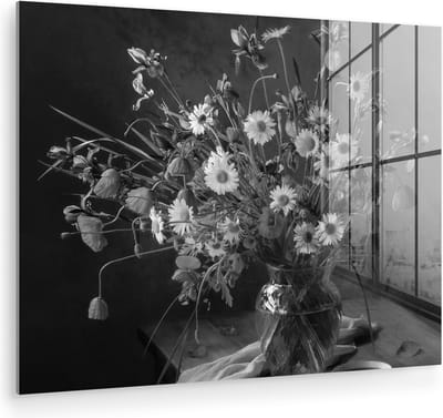 MuchoWow® Glasschilderij 120x90 cm - Schilderij acrylglas - Boeket - Bloemen - Olieverf - Stilleven - Zwart - Wit - Foto op glas - Muurdecoratie woonkamer - Wanddecoratie slaapkamer - Schilderijen