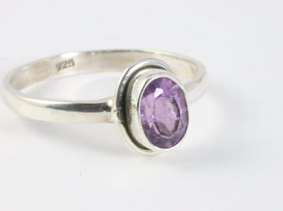 Fijne zilveren ring met amethist - maat 16.5