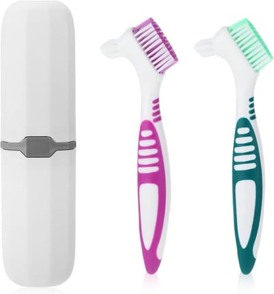Allecto Plus - Set van 2 tandprothesen reinigingsborstels met wit etui - Meerlaagse borstelharen - Ergonomische rubberen greep - Groen en paars - Tandenborstels - Reiniging - Prothesen.