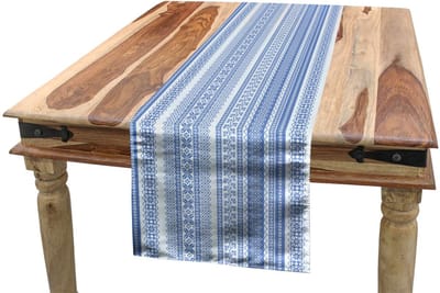 Abakuhaus Tafelloper – Chevron-bloemenpatroon – 40x225 cm – lichtblauw