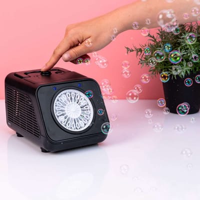 MikaMax Bubble Machine - Automatische Bellenblaasmachine met 20 Gaten, LED Licht en 2 Snelheden