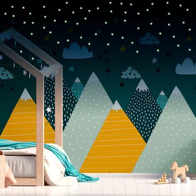 Muurstickers voor kinderen - Gigantische muursticker voor kinderen met Scandinavische bergen (Ziska-gebergte) + 100 glow-in-the-dark sterren - 100x150 cm