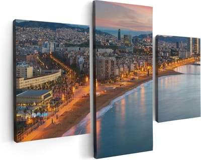 Artaza Canvas Schilderij Drieluik Barcelona Strand met Stad bij Zonsondergang - 90x60 - Foto Op Canvas - Canvas Print