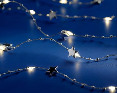 Micro LED string met zilveren sterretjes - 190 cm lang - 20 LED's
