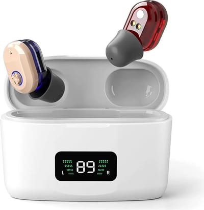 Oplaadbare hoortoestellen voor senioren, in-ear ontwerp, ruisonderdrukking, geluidsversterking, USB-interface, lange batterijduur, wit LED-display.