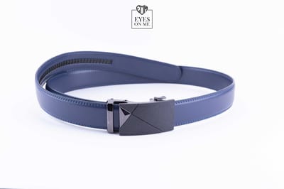 Blauwe lederen riem zonder gaatjes met automatische gesp voor heren ( model N225 )