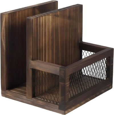 Rustieke servethouder in landelijke stijl met metalen rooster, perfect voor eettafel en keuken, inclusief zout- en peperstrooier en houten design