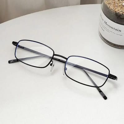 Lunettes de Soleil Rectangle Mode Petites Lunettes Homme Femme Carrées Vintage Utilisation Conduite Lunettes de Soleil Luxe Montures Métalliques Lunettes white