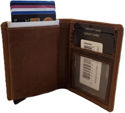 OI LUXE cognac bruine leren portemonnee met Figuretta pasjeshouder / Compact portemonneetje met Cardprotector en muntvak / compleet beursje met RFID SAFE kastje / metalen pasjeshouder in anti skim portemonnee / cognac leer / 145COGNAC CRUNCH