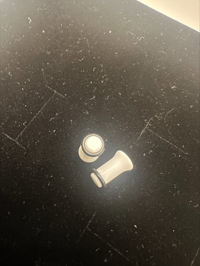 Piercing ear plug hoornvormig wit 4G 5.2 mm | Make up | Parfum | Moederdag | Verjaardagscadeau| Cadeautje| Valentijnsdag| Kado | sieraden | vaderdag | oorbellen | oorsieraden