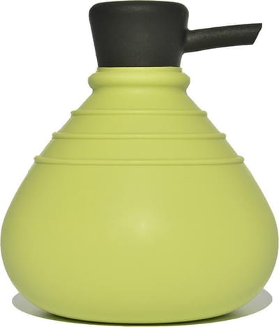 Handmatige zeepdispenser SoapBelly - Groen met zwarte dop - Ø 9,5 cm x H 13 cm - Inhoud 250 ml