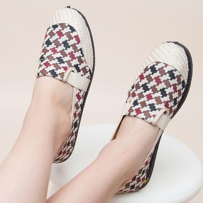 Lente Herfst Zomer Patroon Oude Beijing Stoffen Schoenen Dames Ademende en Comfortabele Slip-on Platte Schoenen Moeder Schoenen 40 rood