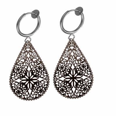 Klem oorbellen- zwart- filigraan -middel ster-geen gaatje-Charme bijoux