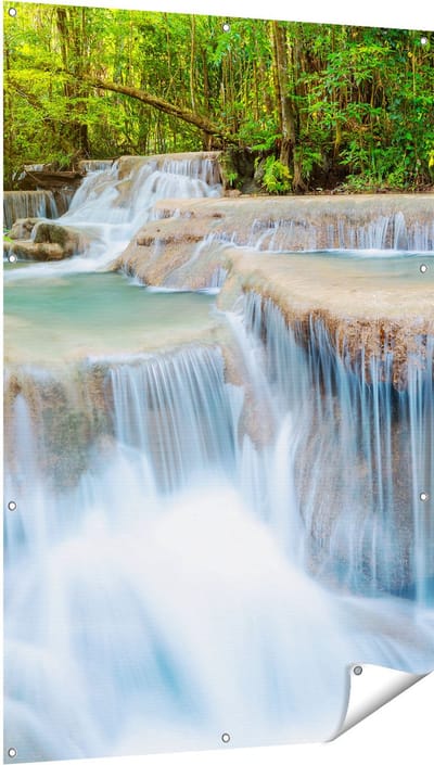 Gards Tuinposter Waterval in het Bos in Thailand - 100x150 cm - Tuindoek - Tuindecoratie - Wanddecoratie buiten - Tuinschilderij