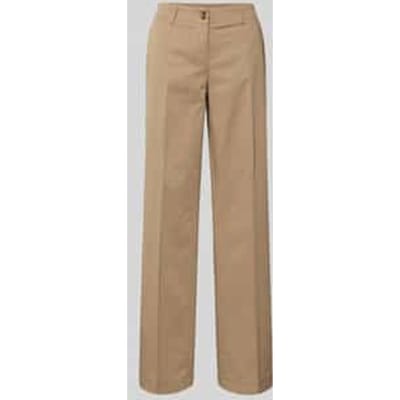 Chino met persplooien