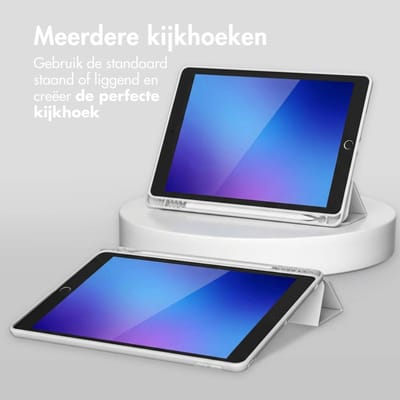 Accezz Tablet Hoes - Geschikt voor Apple iPad 6e / 5e generatie (2017/2018) 9.7 inch - Smart Silicone Bookcase - Grijs