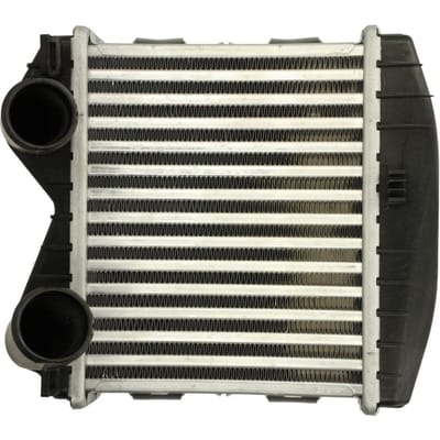 Intercooler NISSENS 96893